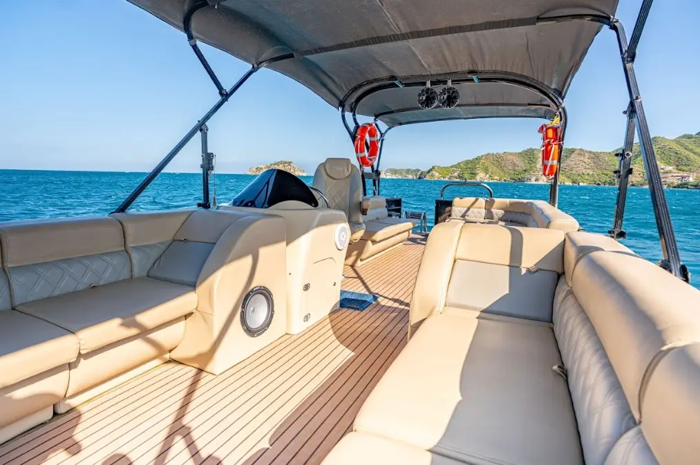 Bote Pontón VIP