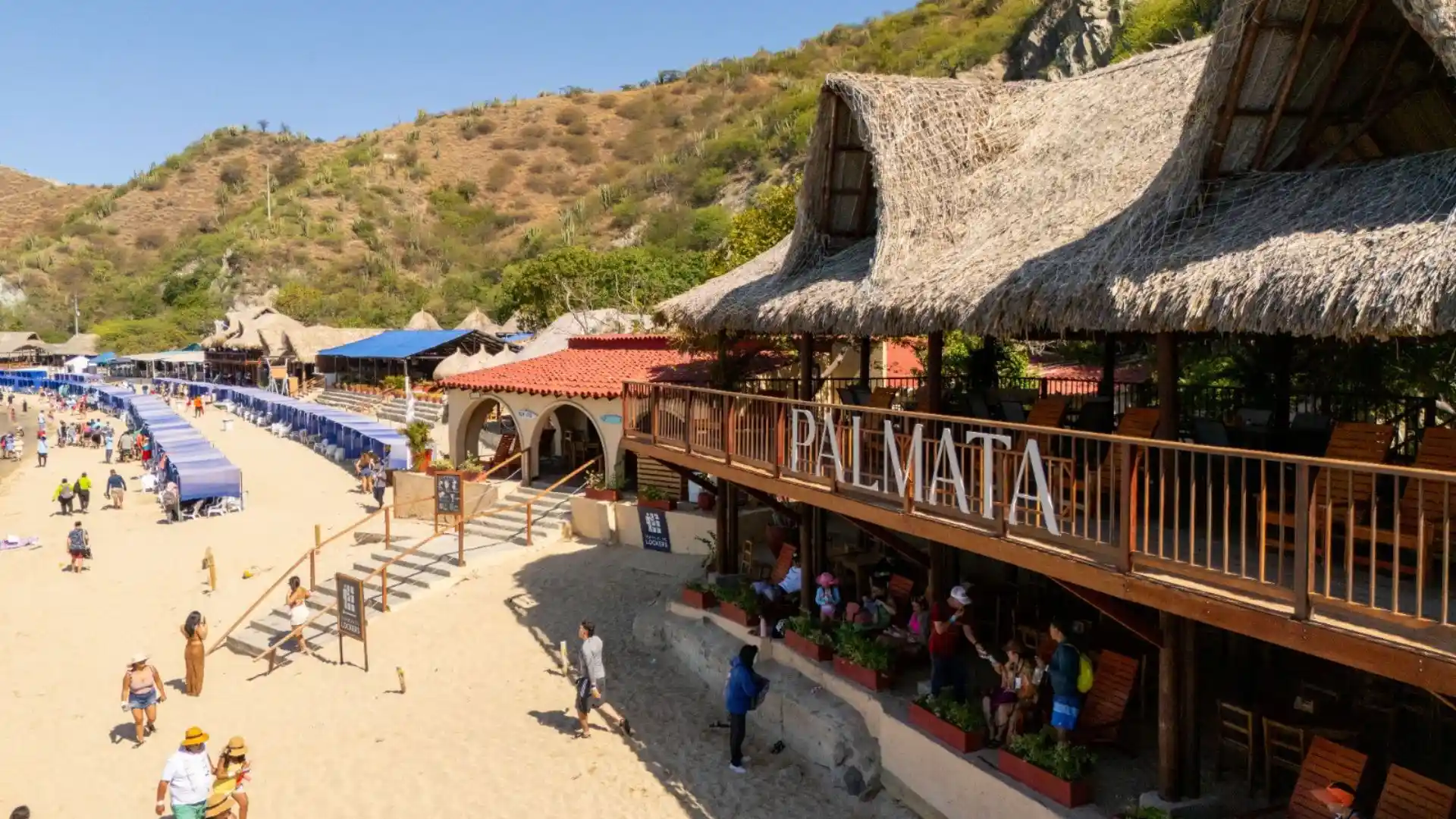 Vista de Palmata Beach Club en Playa Blanca